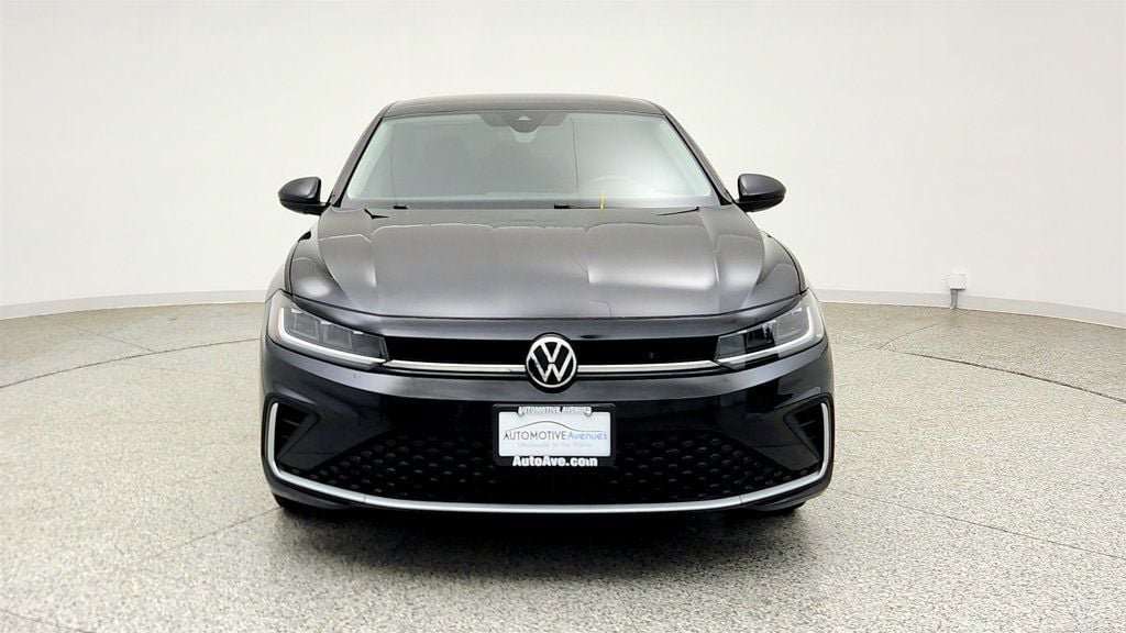Used 2025 Volkswagen Jetta S FWD image 2