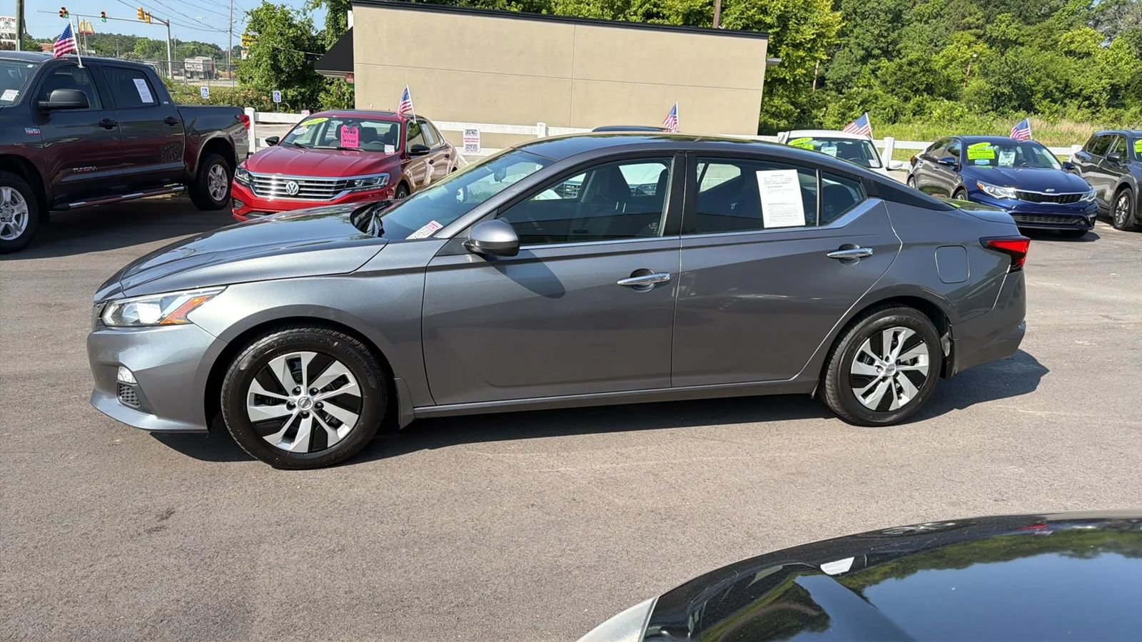 Used 2021 Nissan Altima 2.5 S FWD image 2