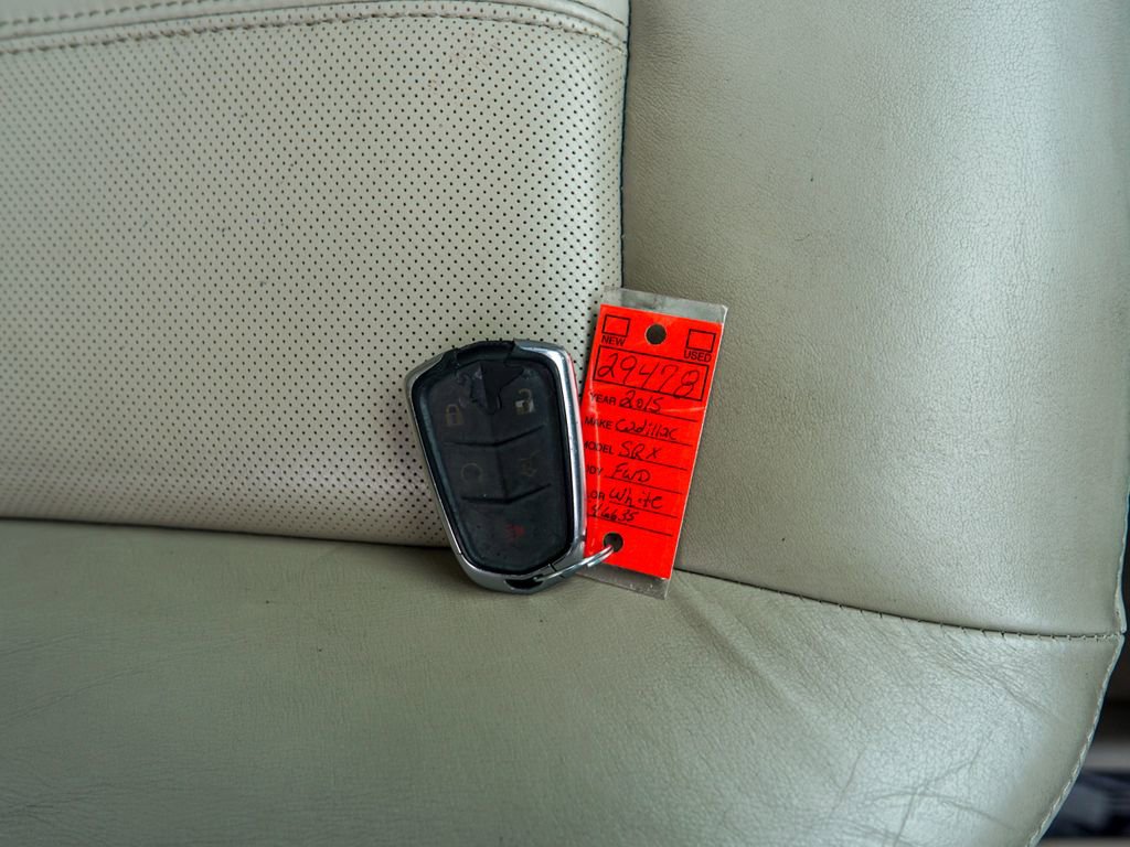 Used 2015 Cadillac SRX Premium FWD image 36