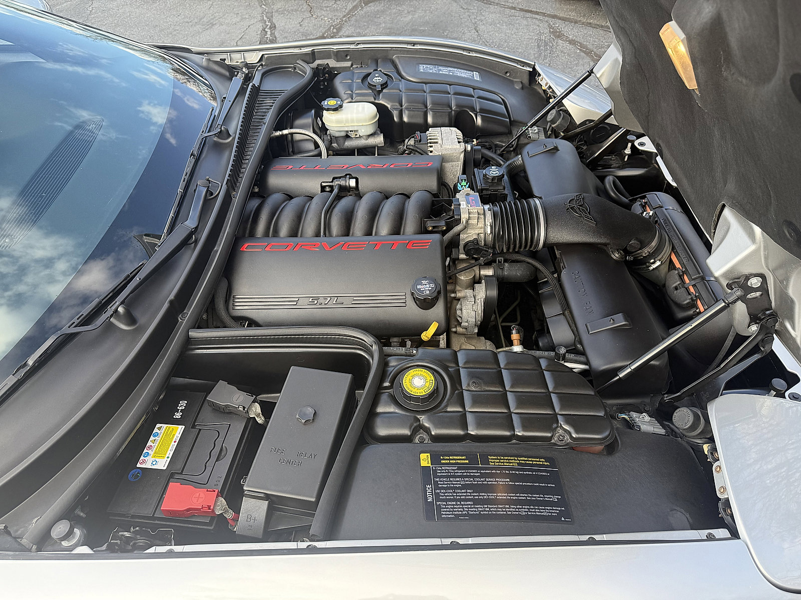 Used 2004 Chevrolet Corvette Coupe image 10