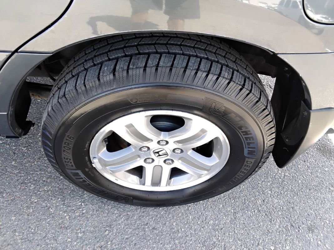 Used 2004 Honda Pilot EX image 23