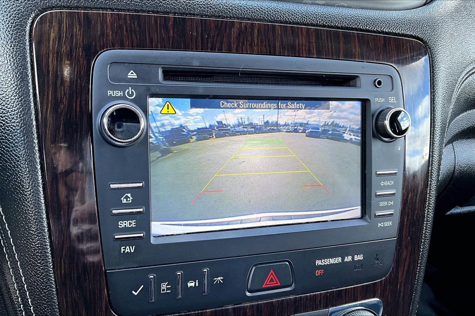 Used 2016 Chevrolet Traverse LT image 14