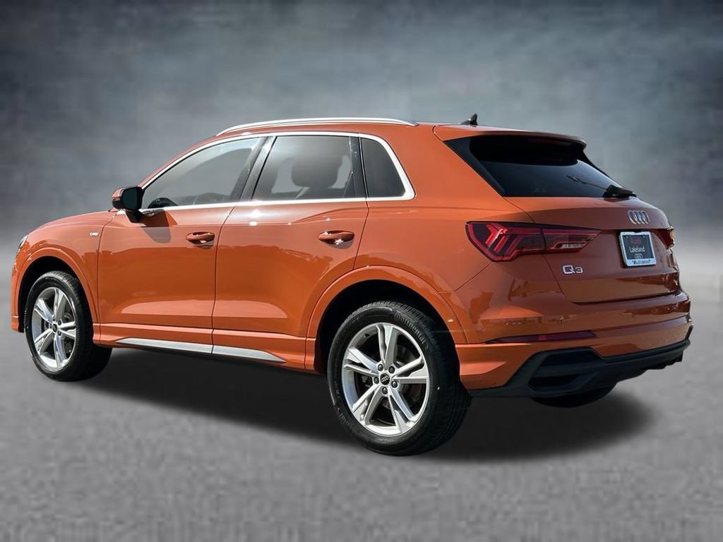 Used 2023 Audi Q3 2.0T Premium Plus w/ Premium Plus Package AWD/4WD image 3