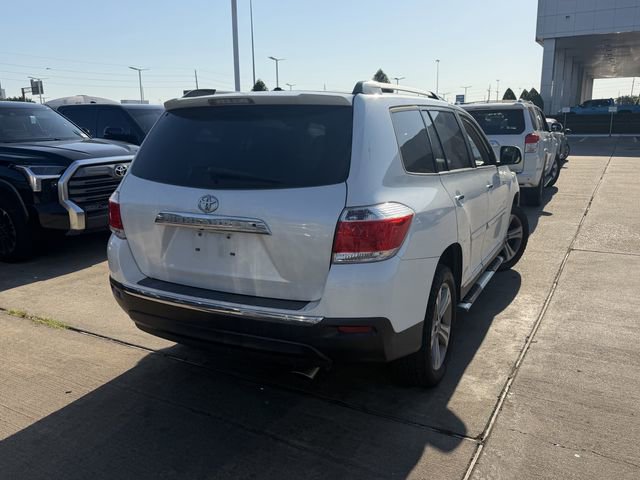 Used 2011 Toyota Highlander Limited w/ Tow Pkg FWD image 5