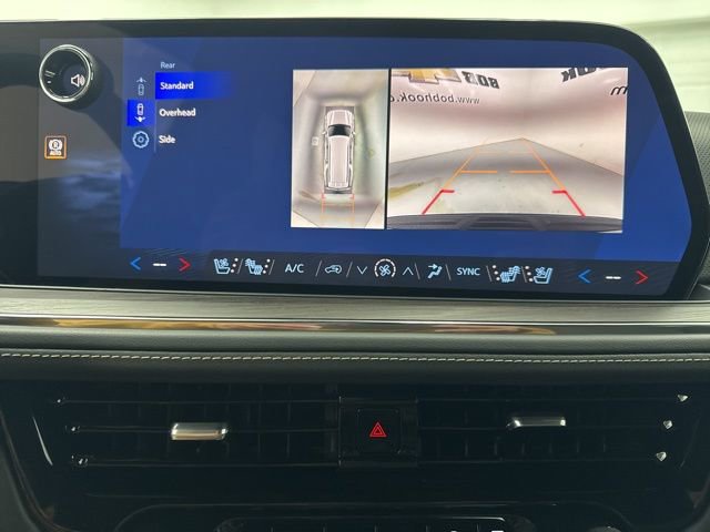 New 2026 Chevrolet Suburban Premier image 18