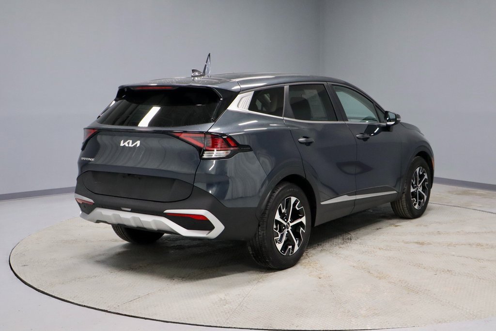 Used 2024 Kia Sportage EX image 11