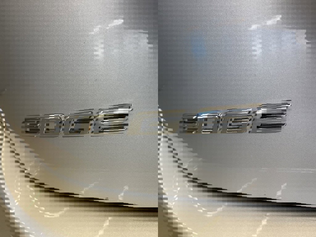 Used 2017 Ford Edge SEL w/ Equipment Group 201A image 38