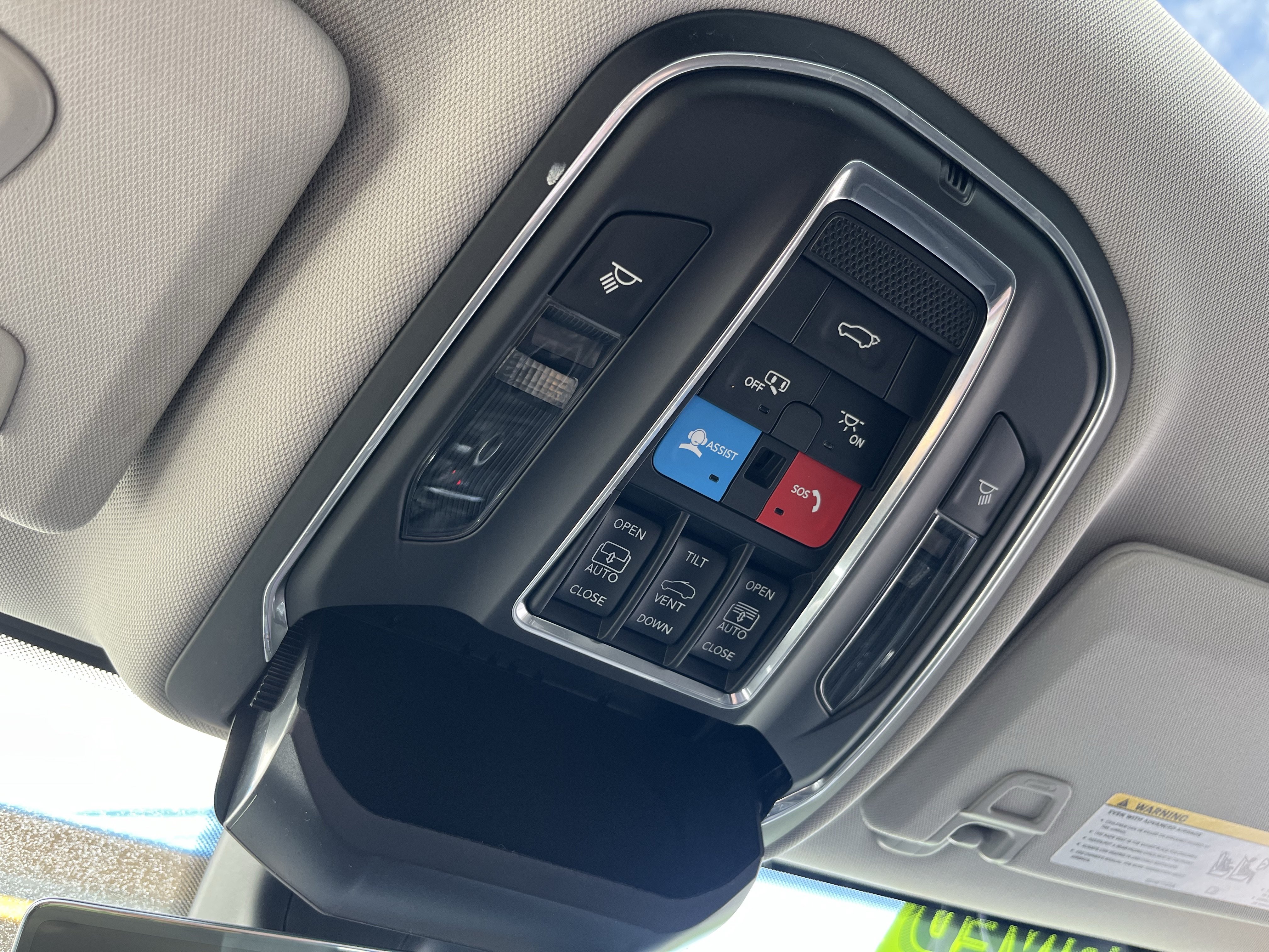 Used 2023 Jeep Grand Cherokee 4WD 4xe w/ Luxury Tech Group II image 41