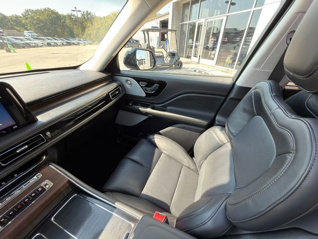 Used 2025 Lincoln Aviator Reserve w/ Equipment Group 201A image 26