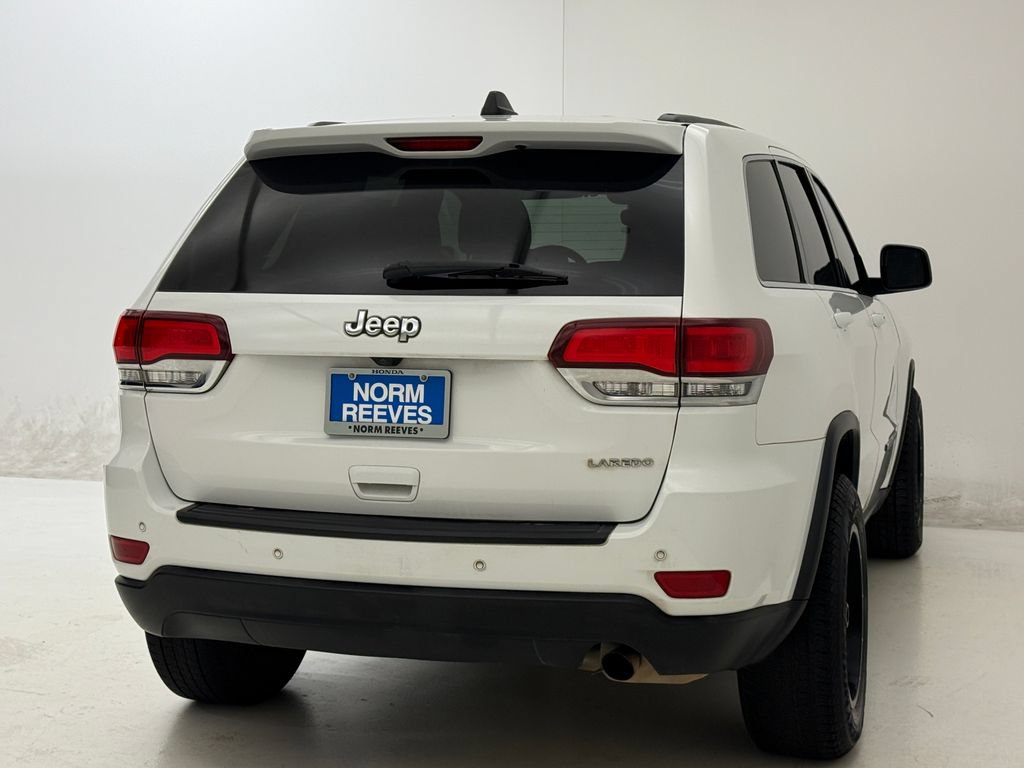 Used 2022 Jeep Grand Cherokee Laredo X RWD image 9