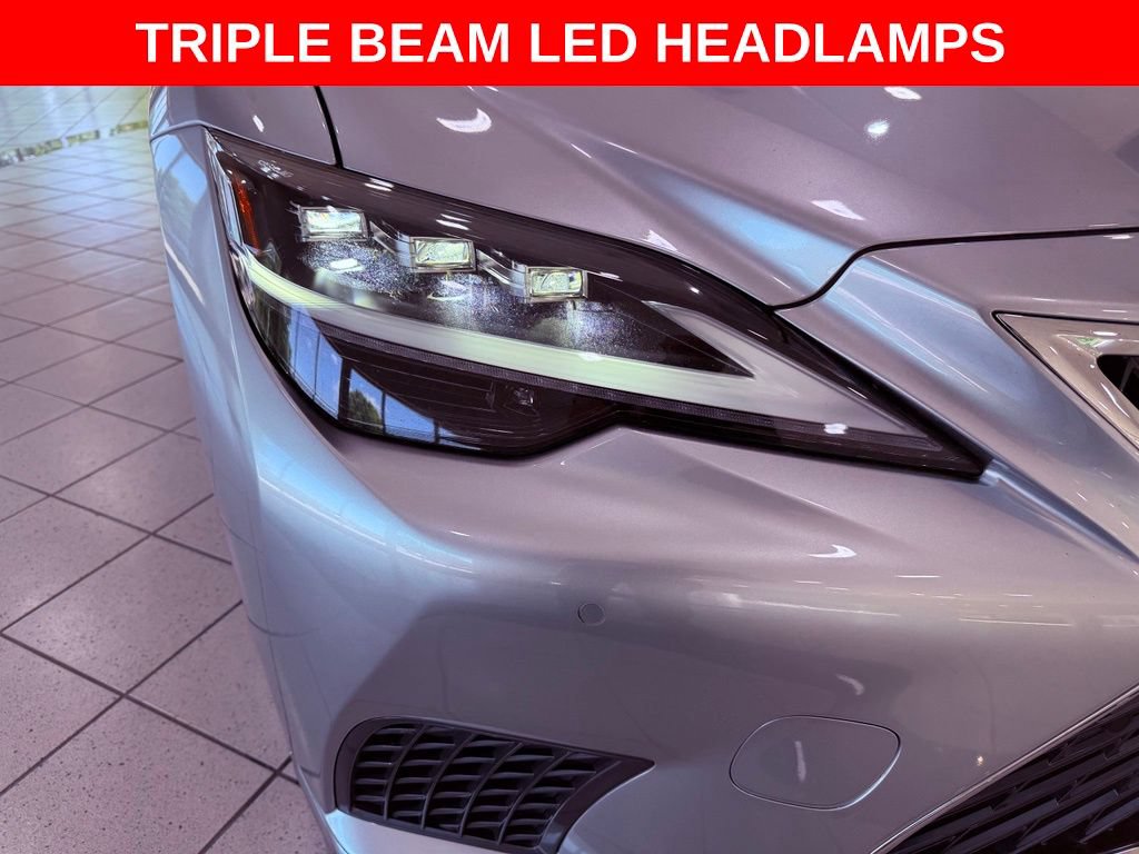 Certified 2022 Lexus LS 500 w/ Accessory Package (Z2) RWD image 9