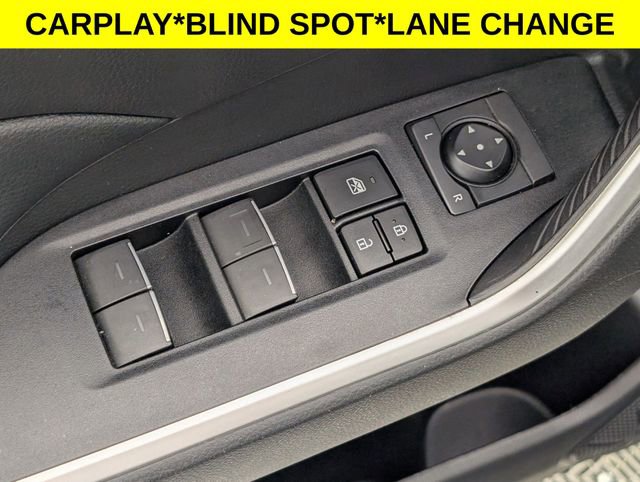 Used 2022 Toyota RAV4 XLE FWD image 11