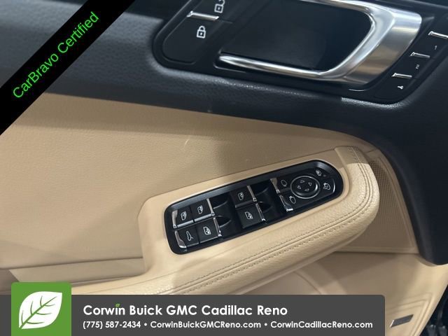 Used 2021 Porsche Macan AWD/4WD image 11