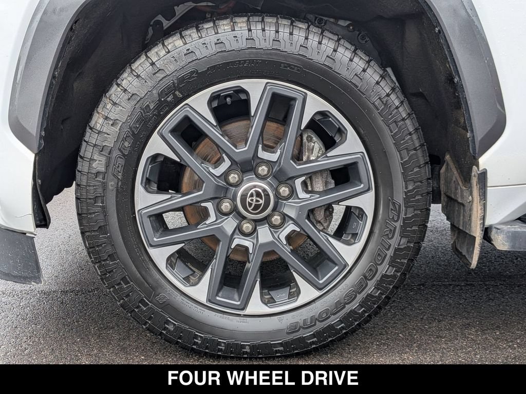 Used 2023 Toyota Sequoia Limited w/ Tow Technology Package AWD/4WD image 17