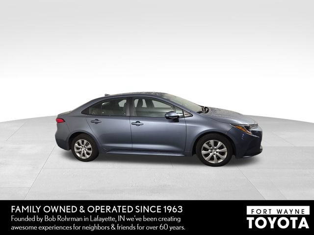 Used 2024 Toyota Corolla LE FWD image 5