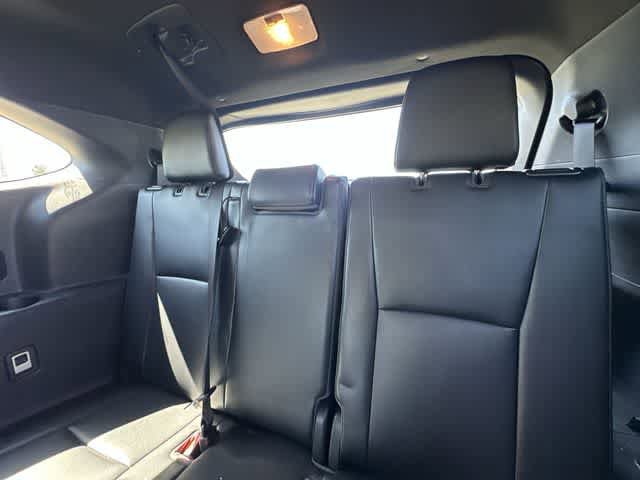 Used 2022 Toyota Highlander XSE AWD/4WD image 24