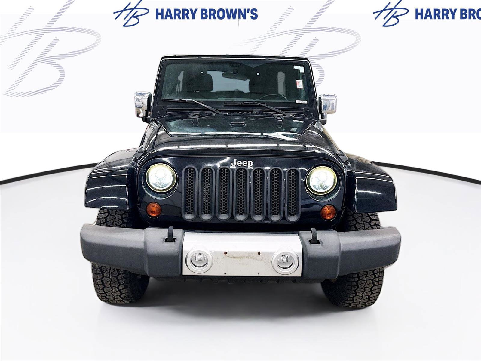 Used 2012 Jeep Wrangler Unlimited Sahara w/ Connectivity Group image 6