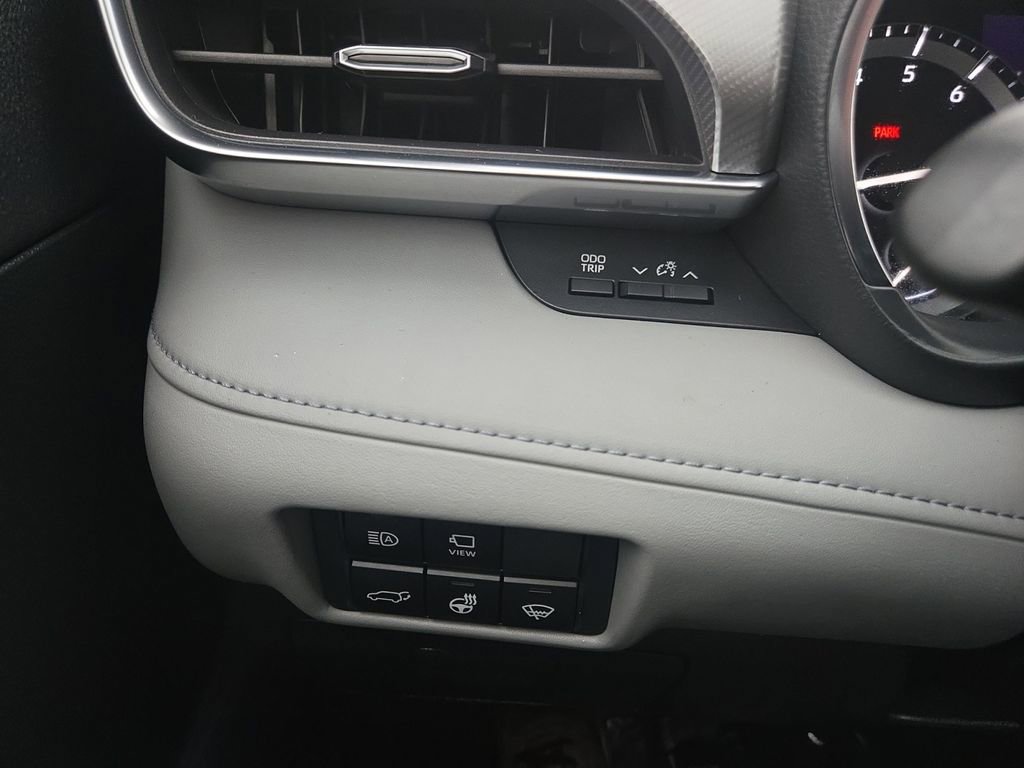 Used 2020 Toyota Highlander Platinum AWD/4WD image 21