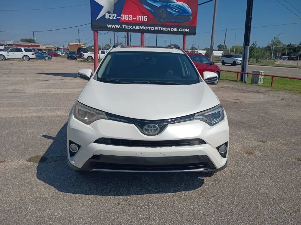 Used 2018 Toyota RAV4 Limited FWD image 8