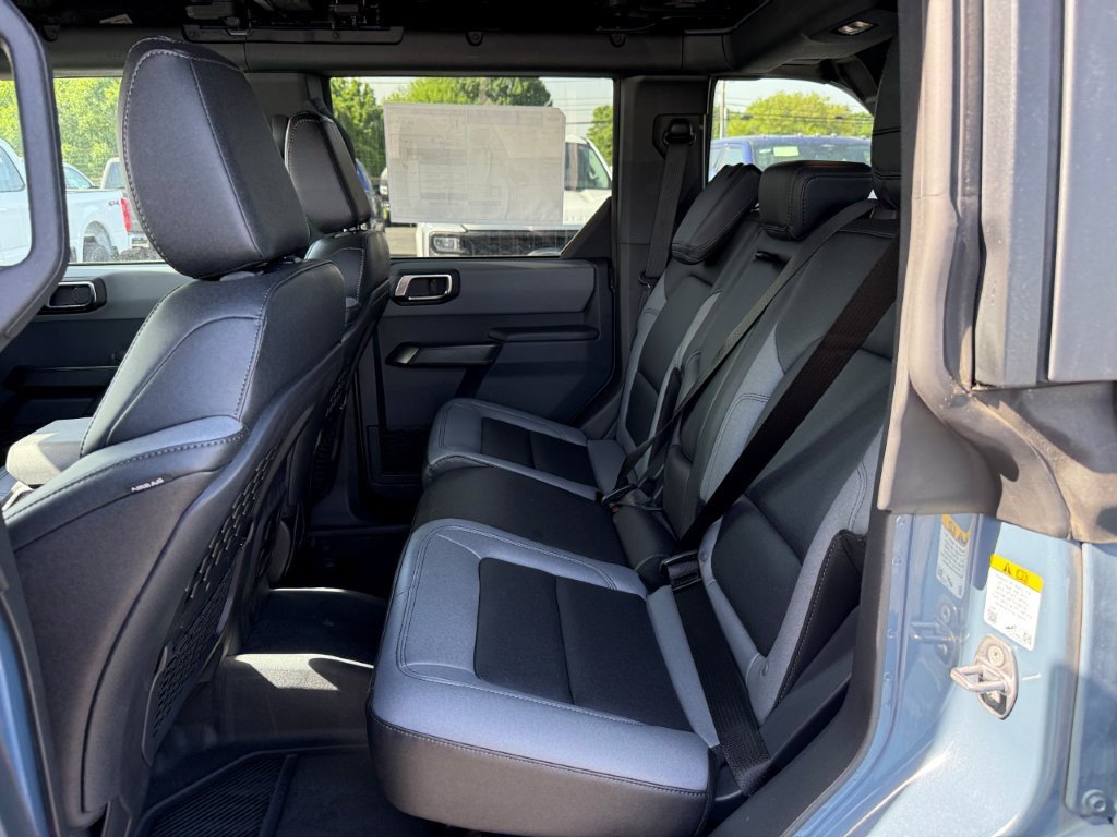 New 2024 Ford Bronco Black Diamond AWD/4WD image 16