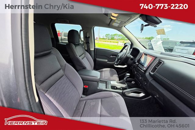 Used 2023 Nissan Frontier SV w/ SV Convenience Package AWD/4WD image 29