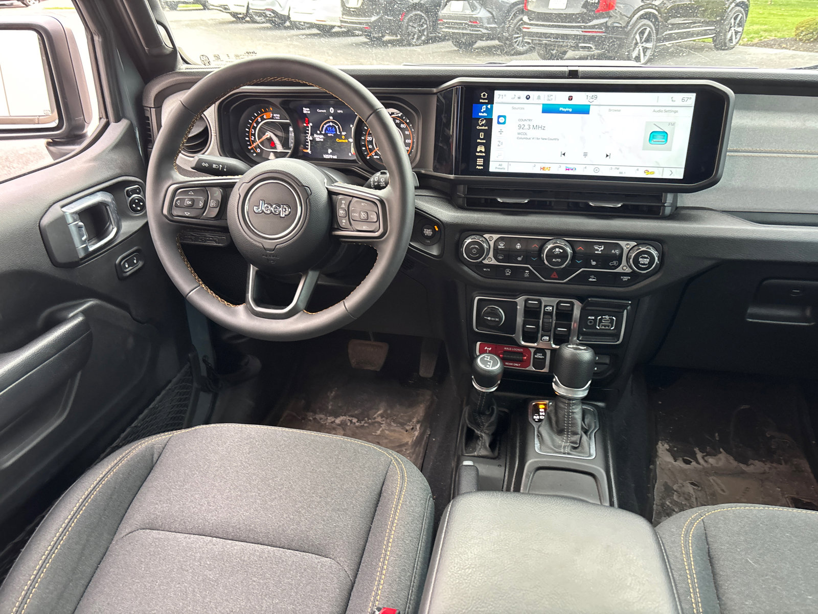 Used 2024 Jeep Wrangler Willys image 28