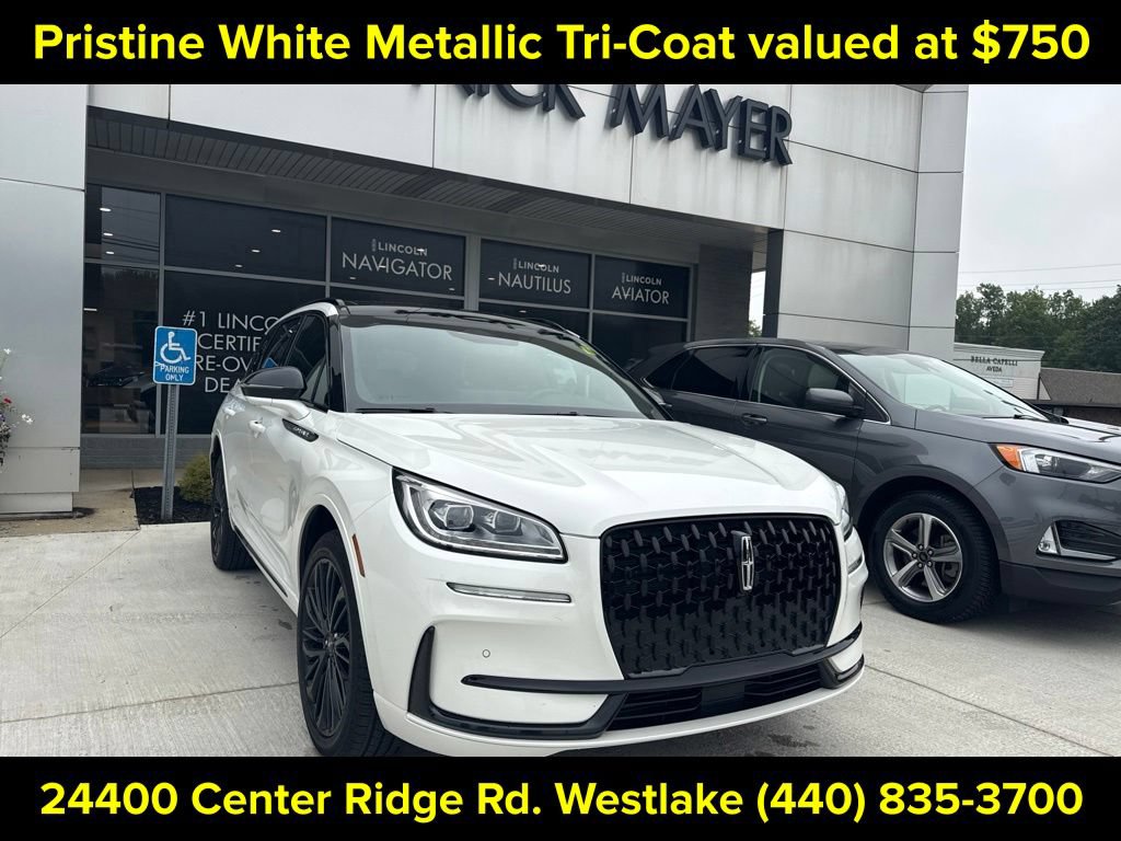 Used 2024 Lincoln Corsair Reserve w/ Equipment Group 201A AWD/4WD image 6