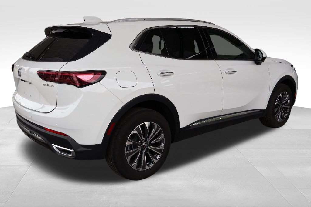 Used 2025 Buick Envision Preferred AWD/4WD image 16