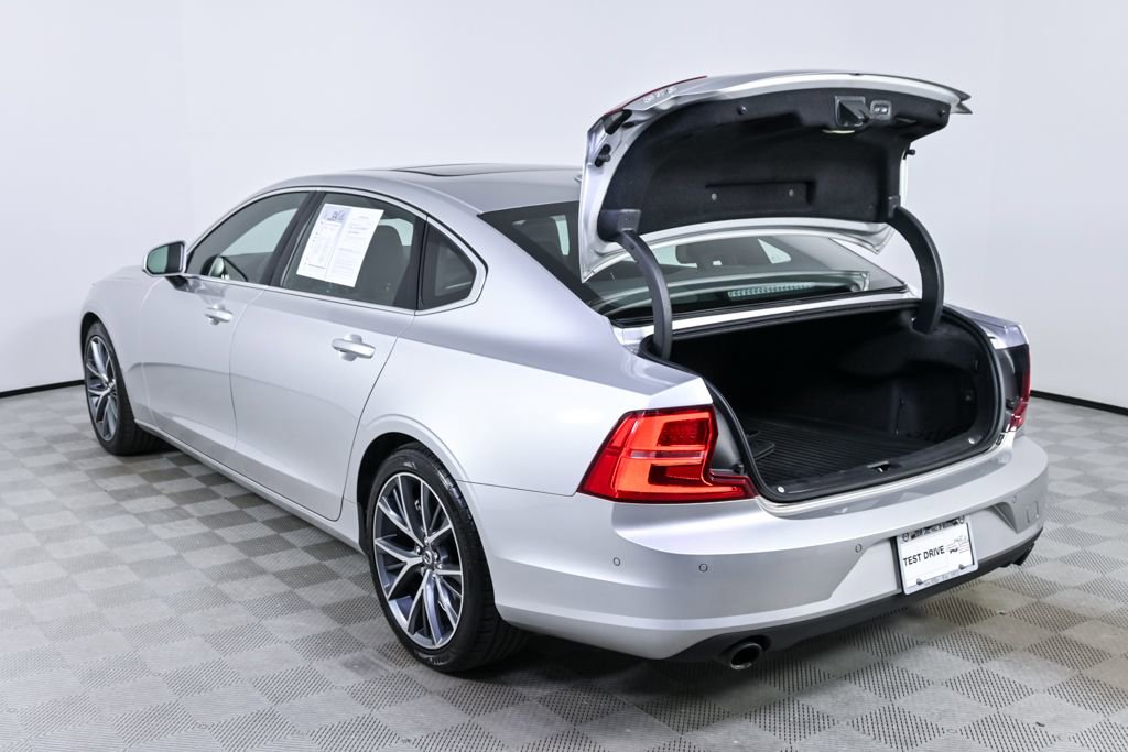 Used 2018 Volvo S90 T5 Momentum w/ Convenience Package image 32