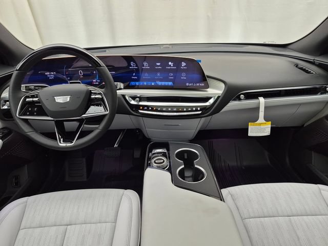 New 2026 Cadillac Lyriq Luxury w/ LPO, Floor Liner Package AWD/4WD image 23
