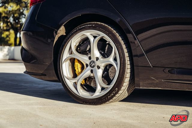 Used 2019 Alfa Romeo Giulia Quadrifoglio w/ Driver Assist Dynamic Package image 60