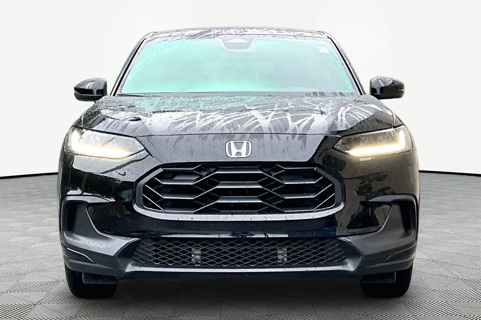 Used 2025 Honda HR-V Sport image 4