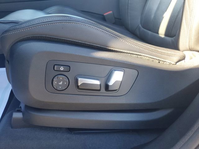 Used 2019 BMW X5 xDrive40i w/ Convenience Package image 16