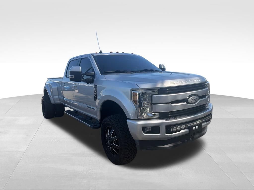 Used 2019 Ford F350 Lariat w/ Lariat Ultimate Package image 8