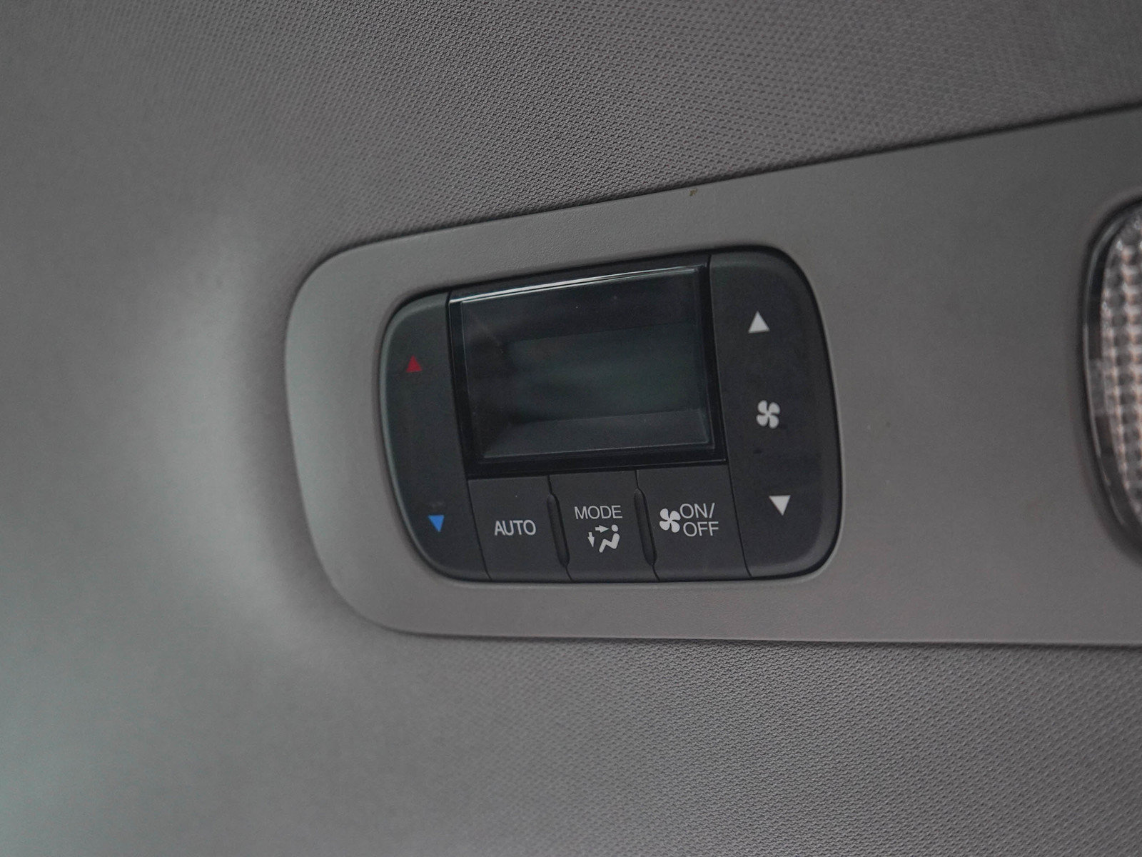 Used 2022 Honda Odyssey Touring image 18