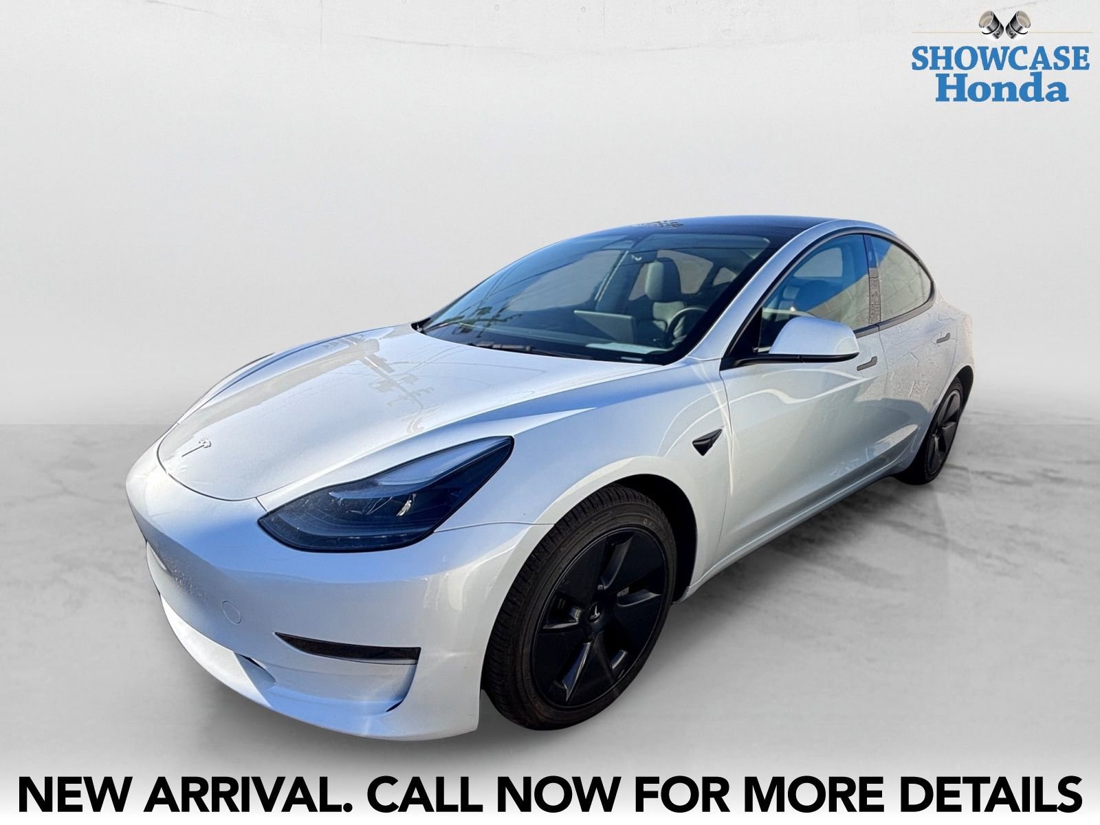 Used 2023 Tesla Model 3 Standard Range RWD image 2