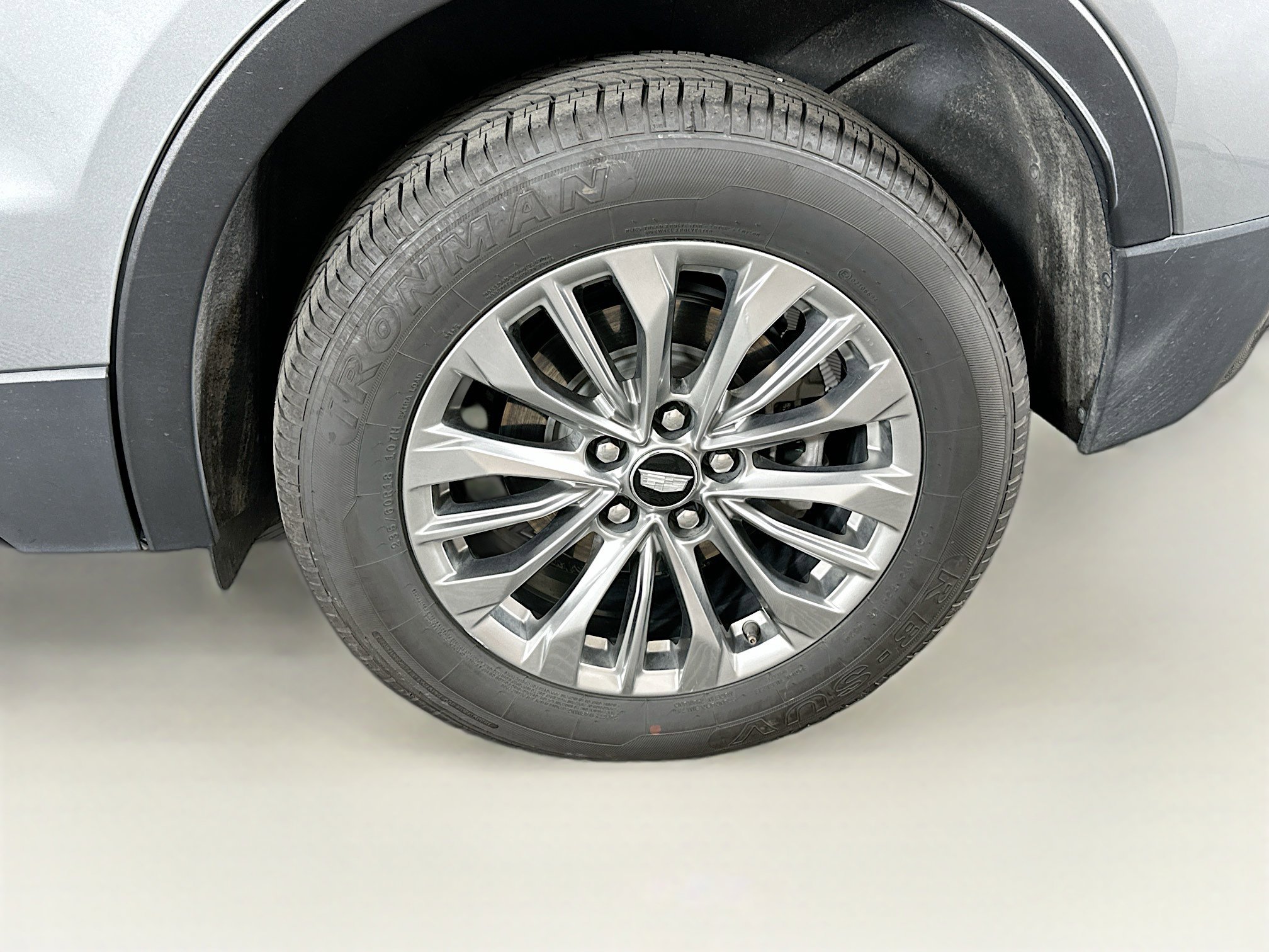 Used 2024 Cadillac XT4 Premium Luxury image 11