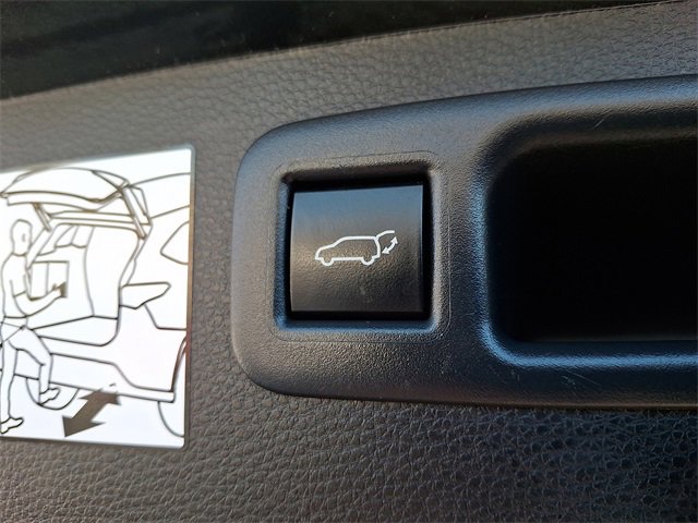 Used 2024 Toyota Highlander Limited image 30