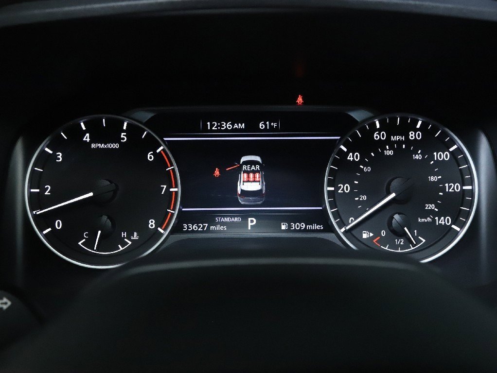 Certified 2025 Nissan Rogue SV image 24