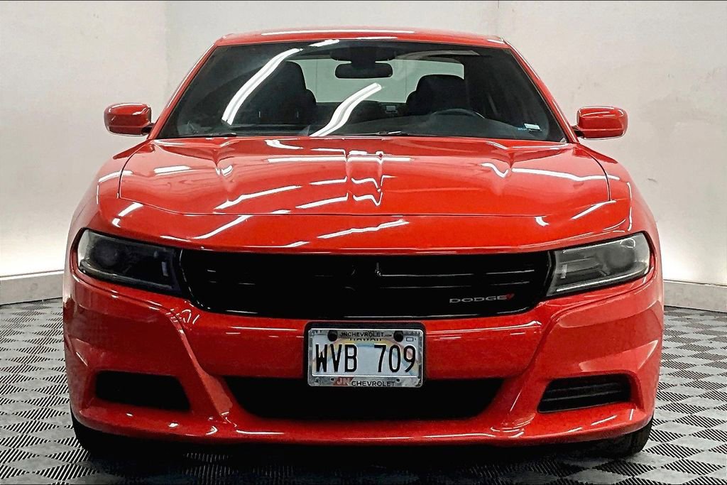 Used 2022 Dodge Charger SXT RWD image 2