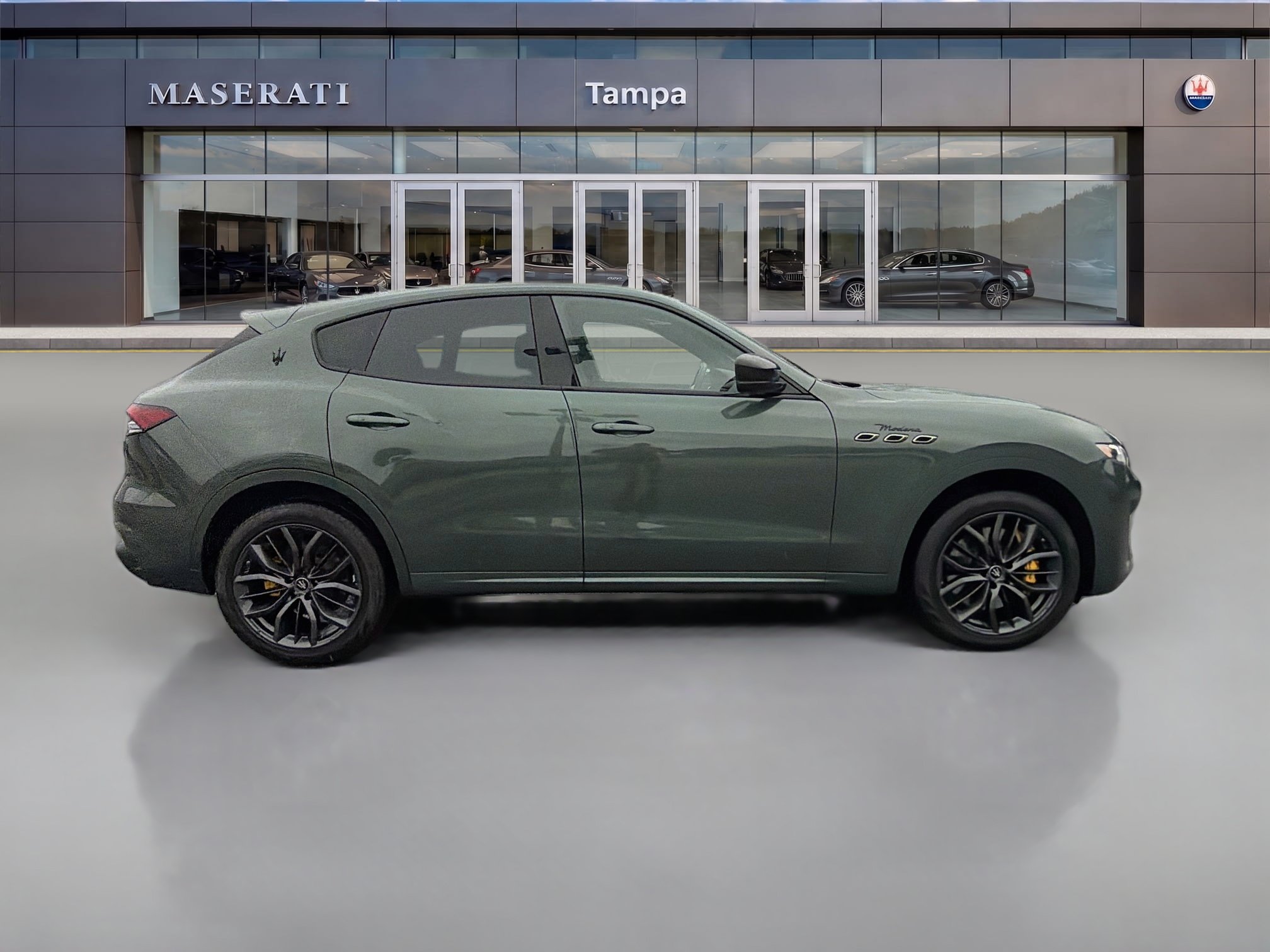 Used 2023 Maserati Levante Modena AWD/4WD image 2