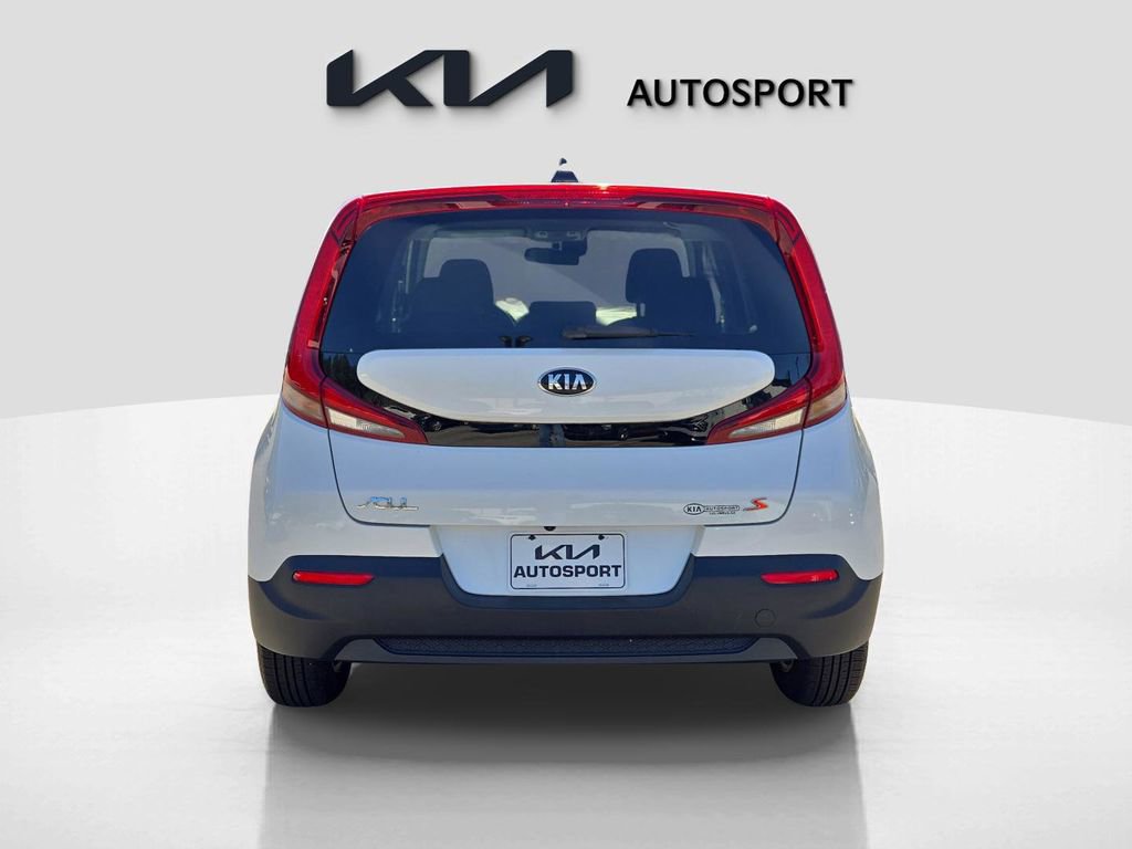 Certified 2020 Kia Soul S image 9