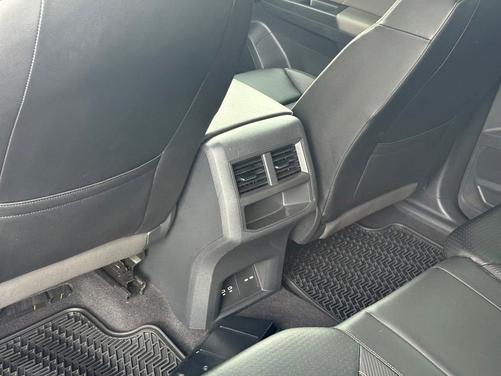 Used 2022 Volkswagen Atlas Cross Sport SE AWD/4WD image 26