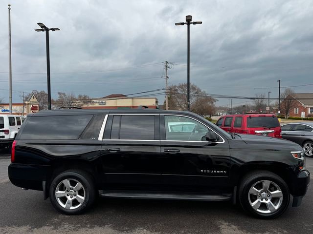 Used 2015 Chevrolet Suburban LT image 4