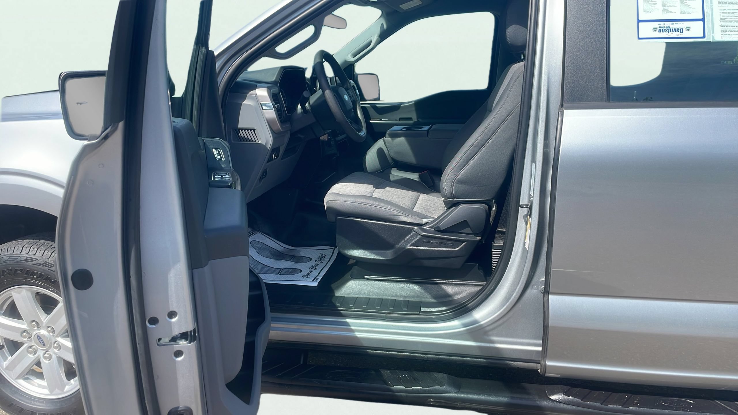 Used 2023 Ford F150 XL w/ XL Chrome Appearance Package AWD/4WD image 11