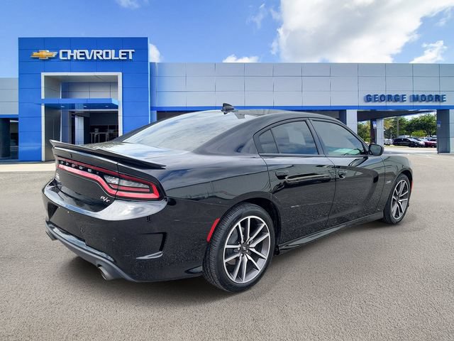 Used 2023 Dodge Charger R/T RWD image 4