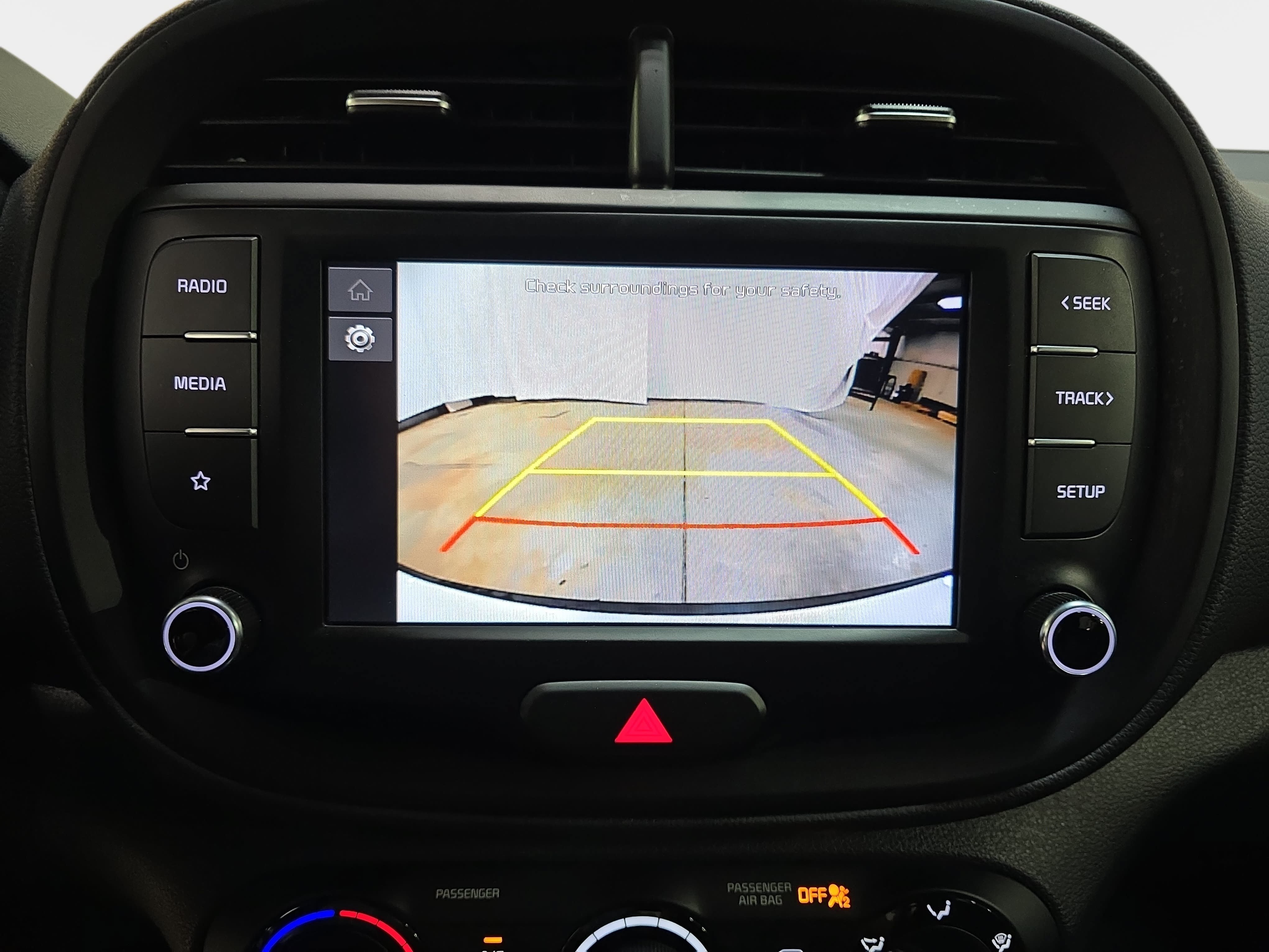 Used 2023 Kia Soul LX w/ LX Technology Package FWD image 20