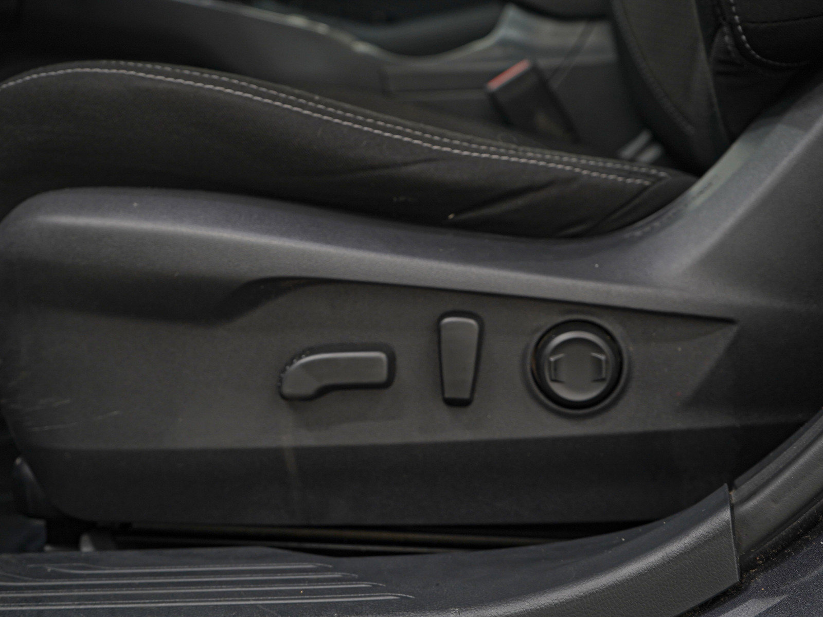 Used 2020 Subaru Outback Premium w/ Popular Package #1 image 20