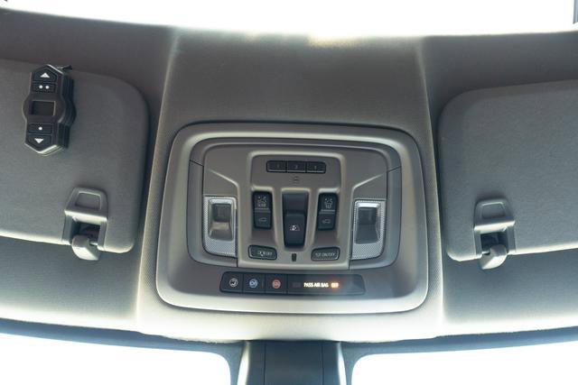 Used 2021 GMC Sierra 1500 SLT w/ SLT Premium Plus Package image 27