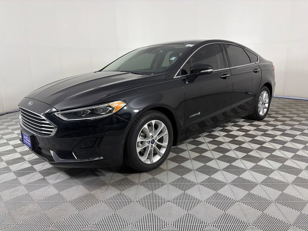 Certified 2019 Ford Fusion SEL FWD image 3